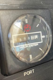 Bayliner 4788 Pilothouse w/ thruster image