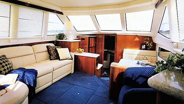 Carver 356 Aft Cabin Motor Yacht image