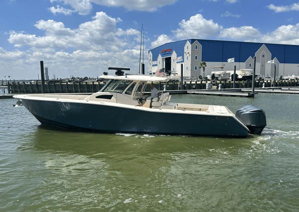 Grady-White Canyon 366 image