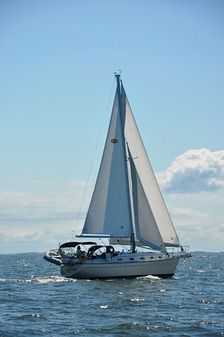 Island Packet 350 image