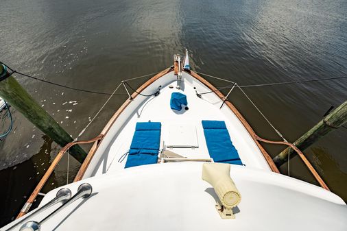 Bristol 42 Trawler image