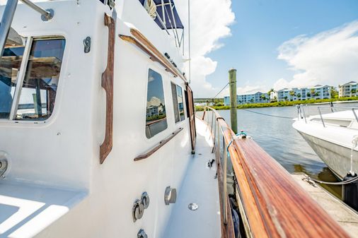 Bristol 42 Trawler image