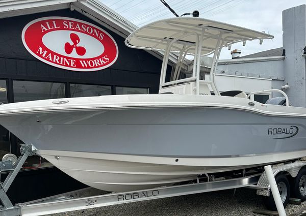 Robalo R202-EXPLORER image