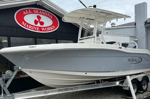 Robalo R202-EXPLORER image