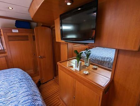 Tayana 54 image