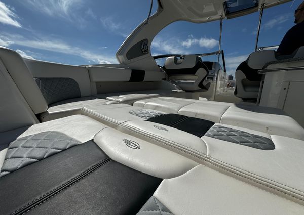 Chaparral 327 SSX image