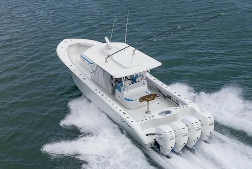 Yellowfin 39 image