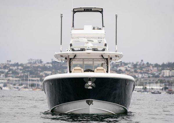 Everglades 435 Center Console image