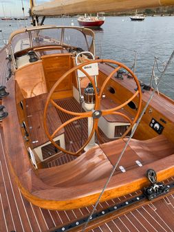 Brooklin-boat-yard TAYLOR-49-SPIRIT-OF-TRADITION image