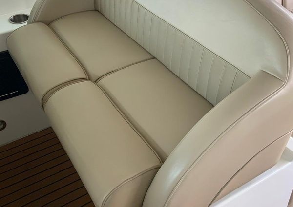 Cruisers-yachts 420-SPORTS-COUPE image