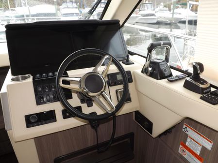 Regal 38 XO image