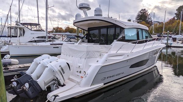 Regal 38XO