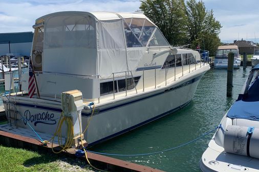 Chris-craft 381-MOTOR-YACHT image