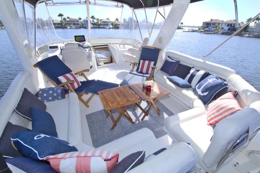 Navigator 5600 Pilothouse image