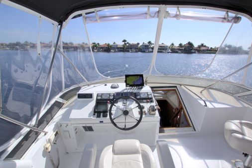 Navigator 5600 Pilothouse image