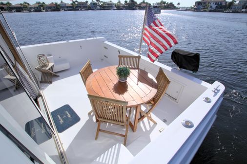 Navigator 5600 Pilothouse image