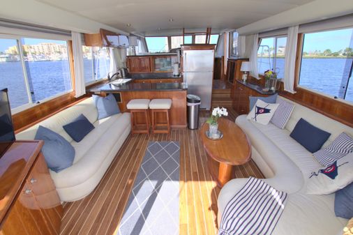 Navigator 5600 Pilothouse image