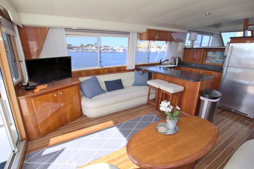 Navigator 5600 Pilothouse image