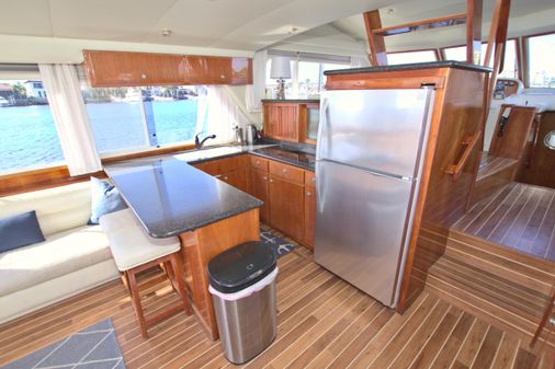 Navigator 5600 Pilothouse image