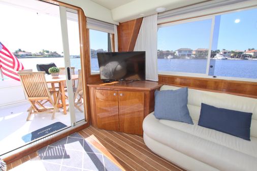 Navigator 5600 Pilothouse image