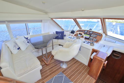 Navigator 5600 Pilothouse image