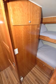 Navigator 5600 Pilothouse image