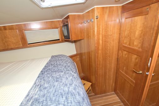 Navigator 5600 Pilothouse image