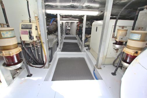 Navigator 5600 Pilothouse image