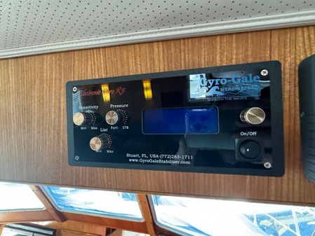 Tollycraft 48-COCKPIT-MOTOR-YACHT image