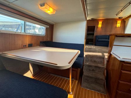 Tollycraft 48-COCKPIT-MOTOR-YACHT image