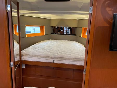Beneteau OCEANIS-38-1 image