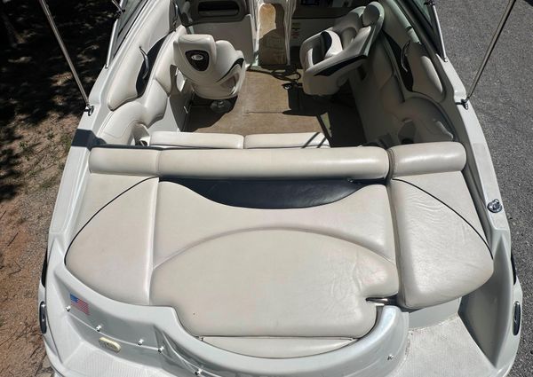 Crownline 220 LS image