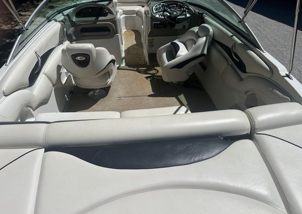 Crownline 220 LS image