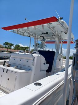 Robalo R300 Center Console image