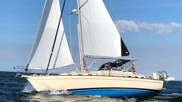Island Packet 465