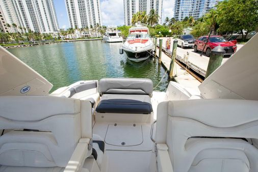 Monterey 320 Sport Yacht image