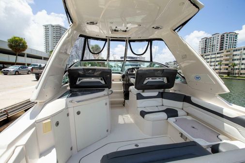 Monterey 320 Sport Yacht image