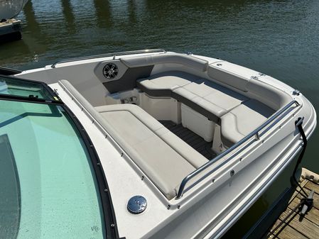 Sea Ray 250 SDX OB image