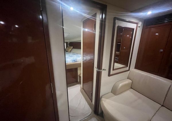 Sea Ray 40 Sundancer image