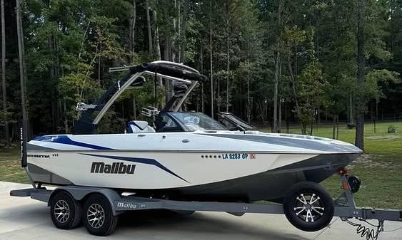 Malibu Wakesetter 21VLX 