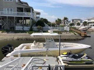 Boston Whaler 320 Outrage 