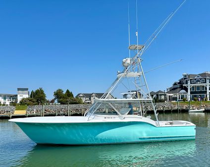 Custom Carolina 40 Express Sportfisherman image