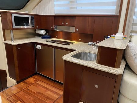 Sea Ray 500 Sedan Bridge image