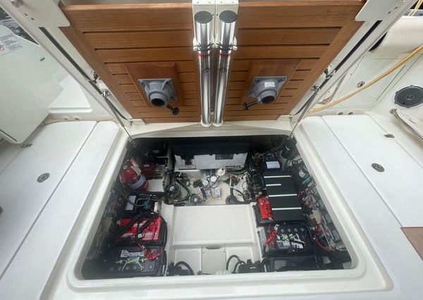 Boston Whaler 420 Outrage image