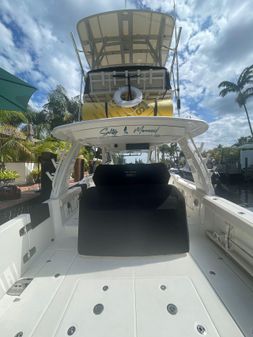 Boston Whaler 420 Outrage image