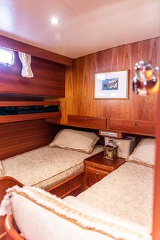Alden Express image