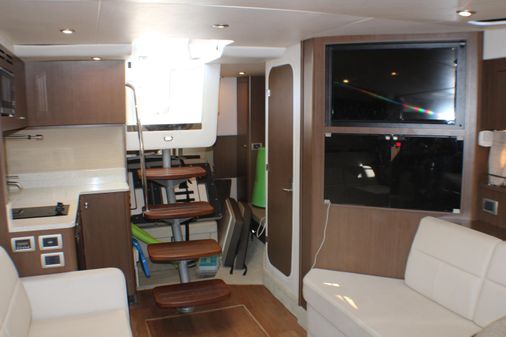 Sea Ray 350 Sundancer image