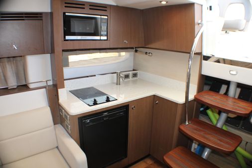 Sea Ray 350 Sundancer image