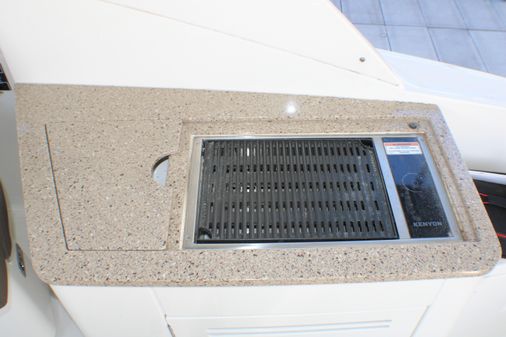 Sea Ray 350 Sundancer image