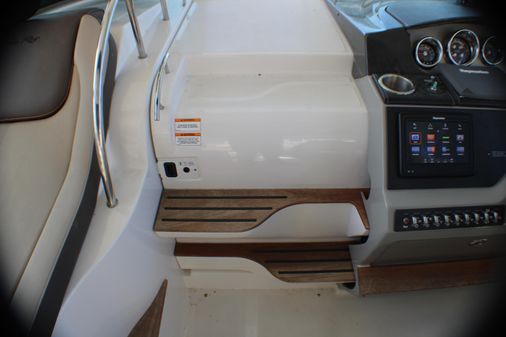 Sea Ray 350 Sundancer image